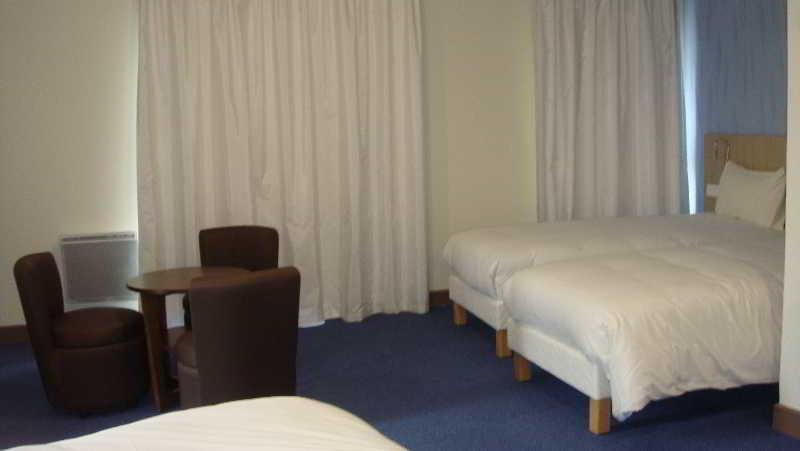 The Originals Access, Hotel Cholet Gare Экстерьер фото