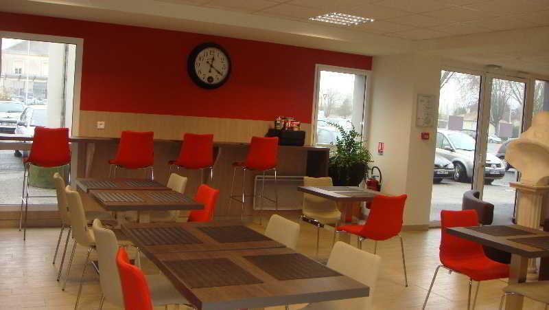 The Originals Access, Hotel Cholet Gare Экстерьер фото
