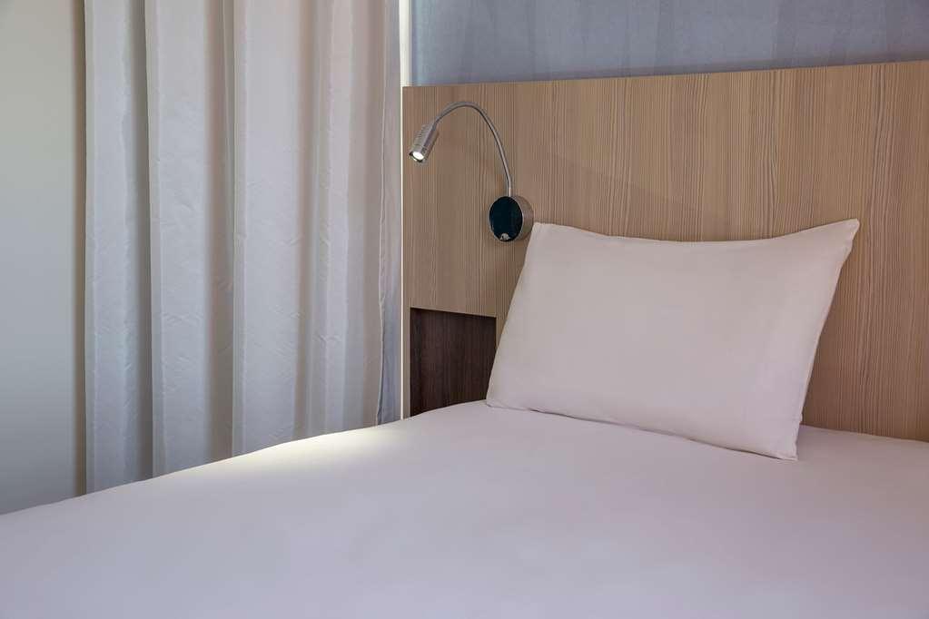 The Originals Access, Hotel Cholet Gare Номер фото